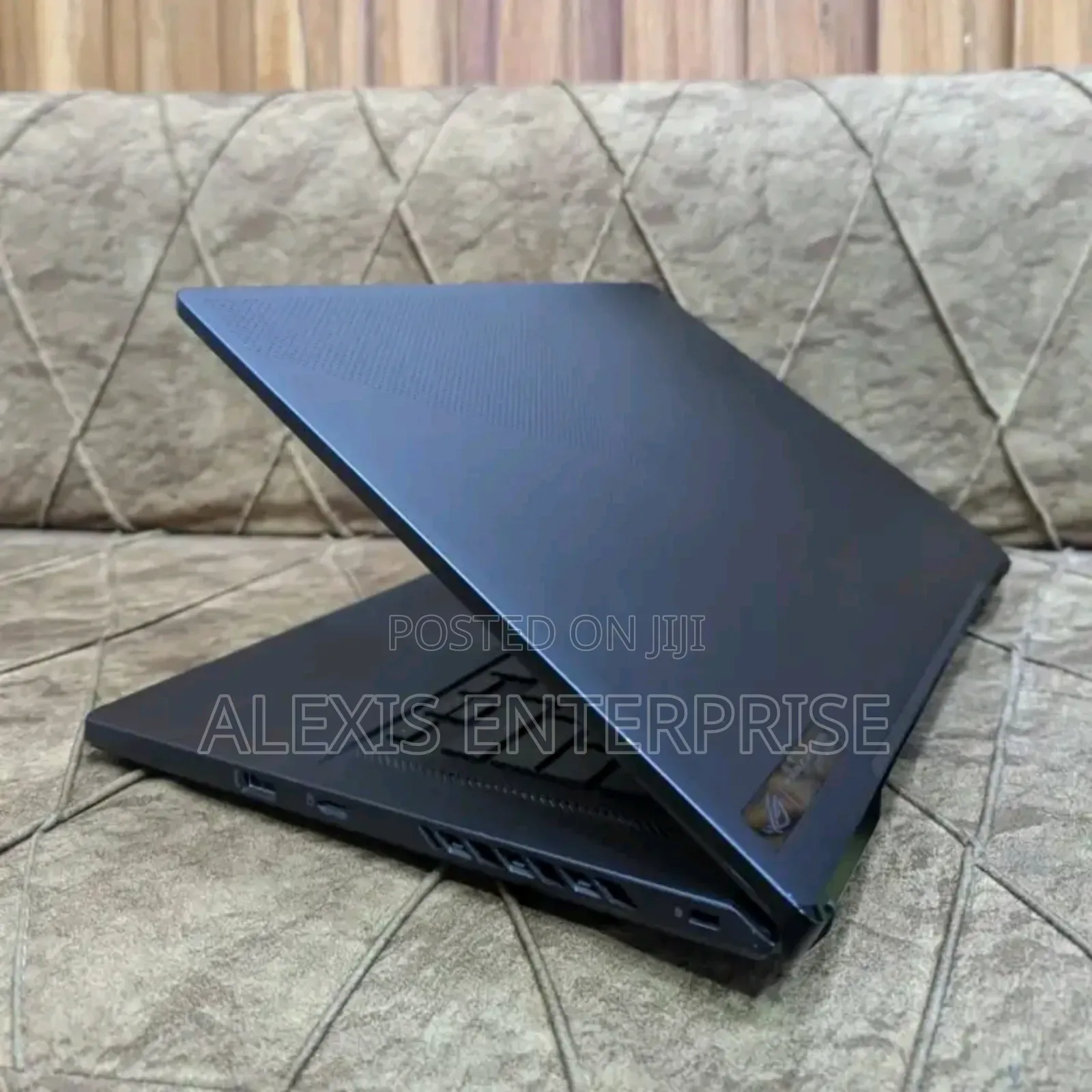 New Laptop Asus ROG Zephyrus G16 16GB Intel Core i7 SSD 512GB