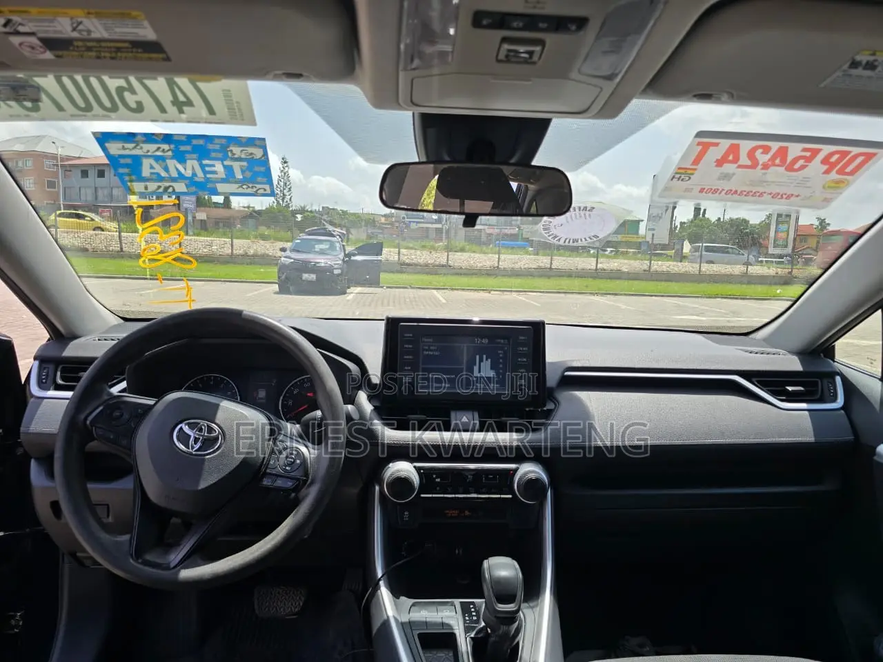 Toyota RAV4 LE 2021 Black