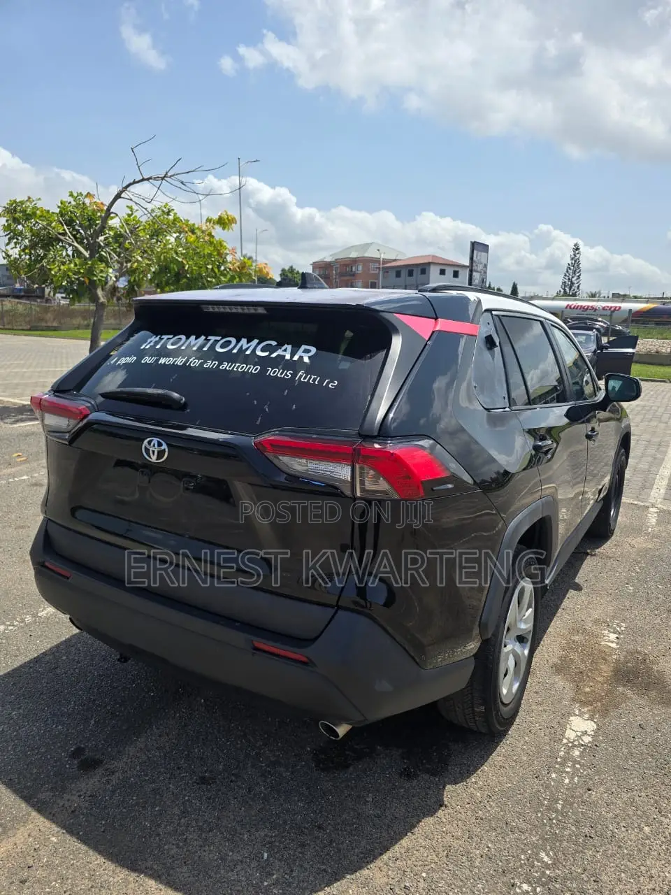 Toyota RAV4 LE 2021 Black
