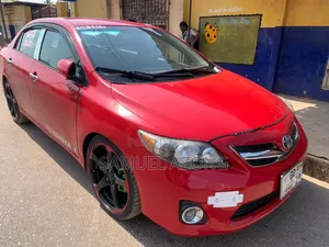 Toyota Corolla LE 4dr Sedan (1.8L 4cyl 4A) 2011 Red