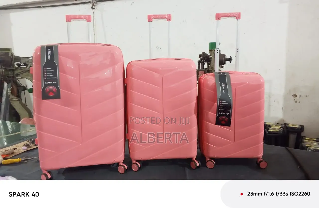 Unbreakable Travelling Bags