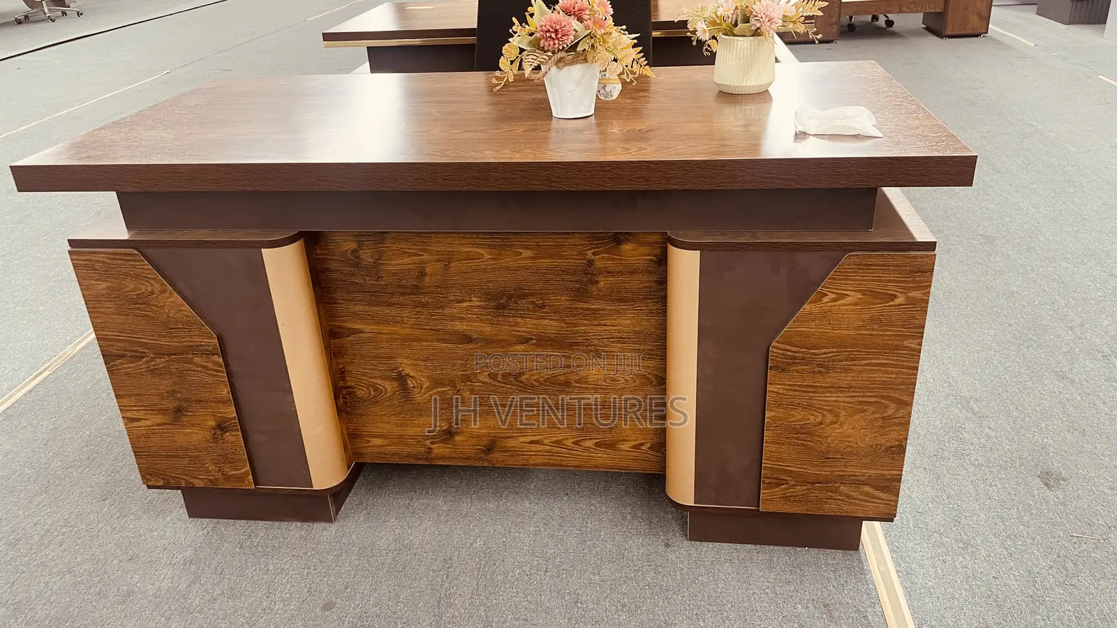 Office Table ( 14d)