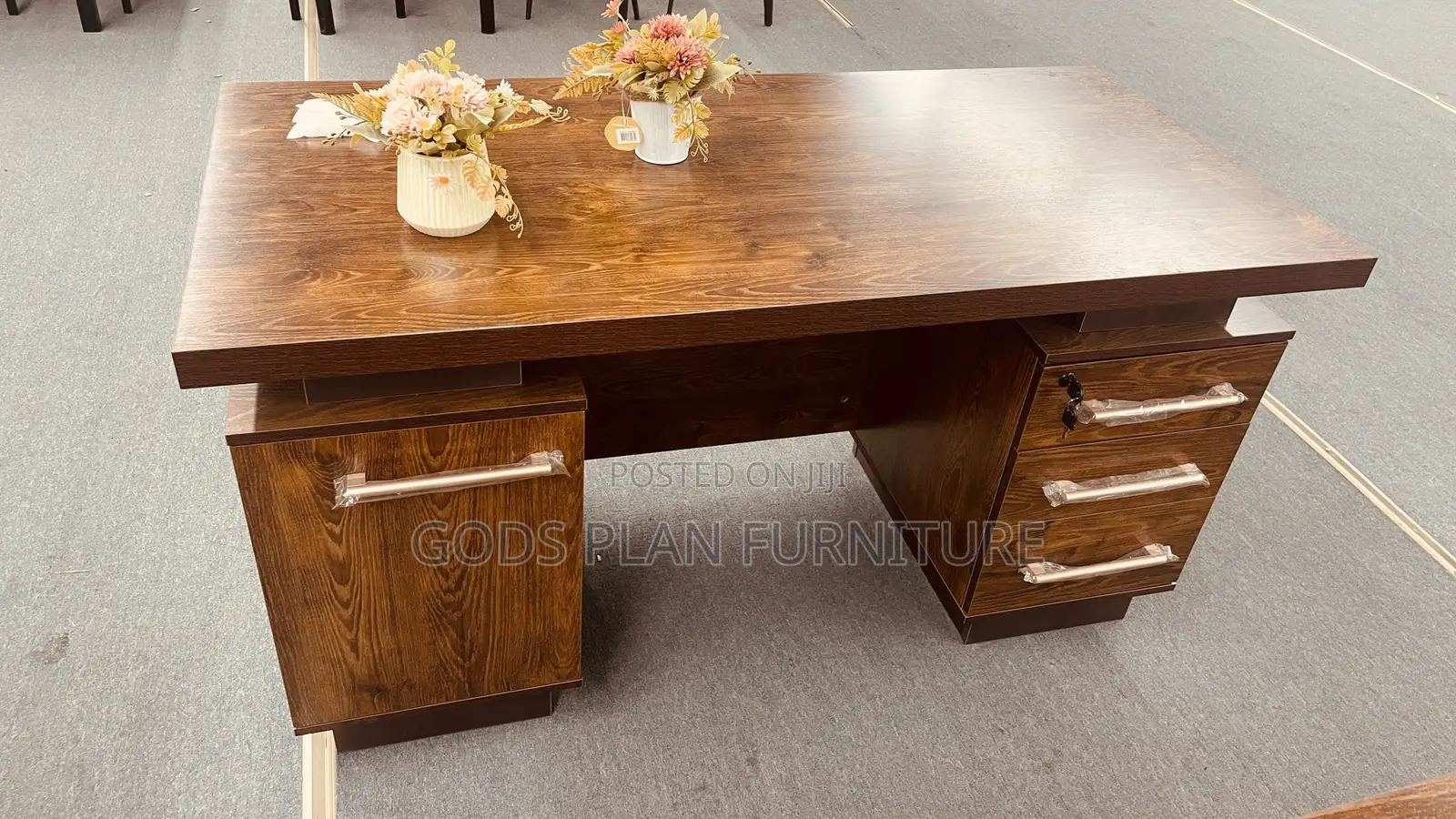 Office Table ( 14d)