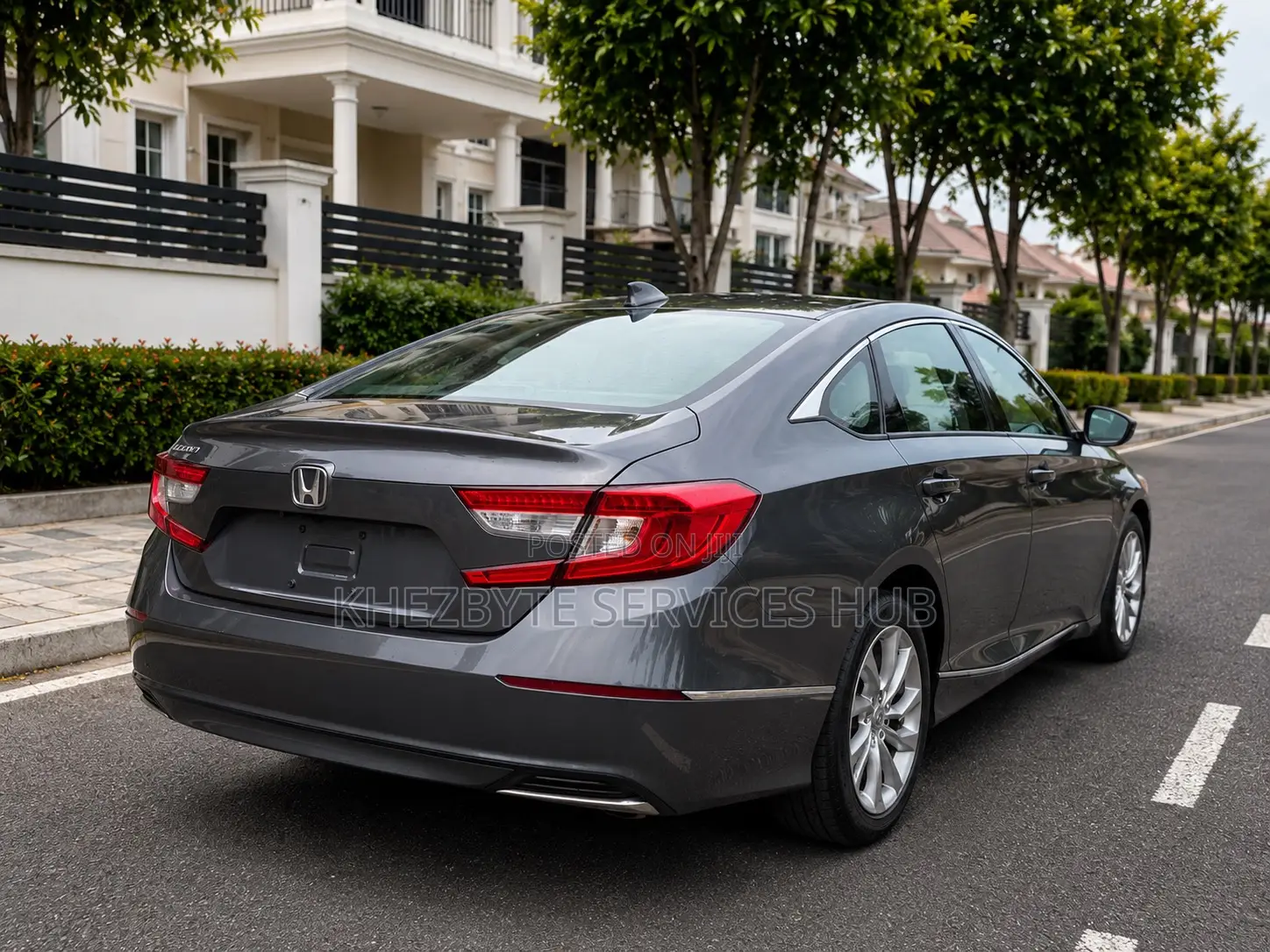 Honda Accord LX (1.5L 4cyl Turbo CVT) 2019 Gray