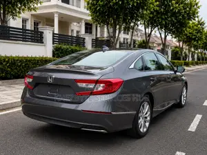 Honda Accord LX (1.5L 4cyl Turbo CVT) 2019 Gray