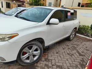 Toyota Highlander 2012 White