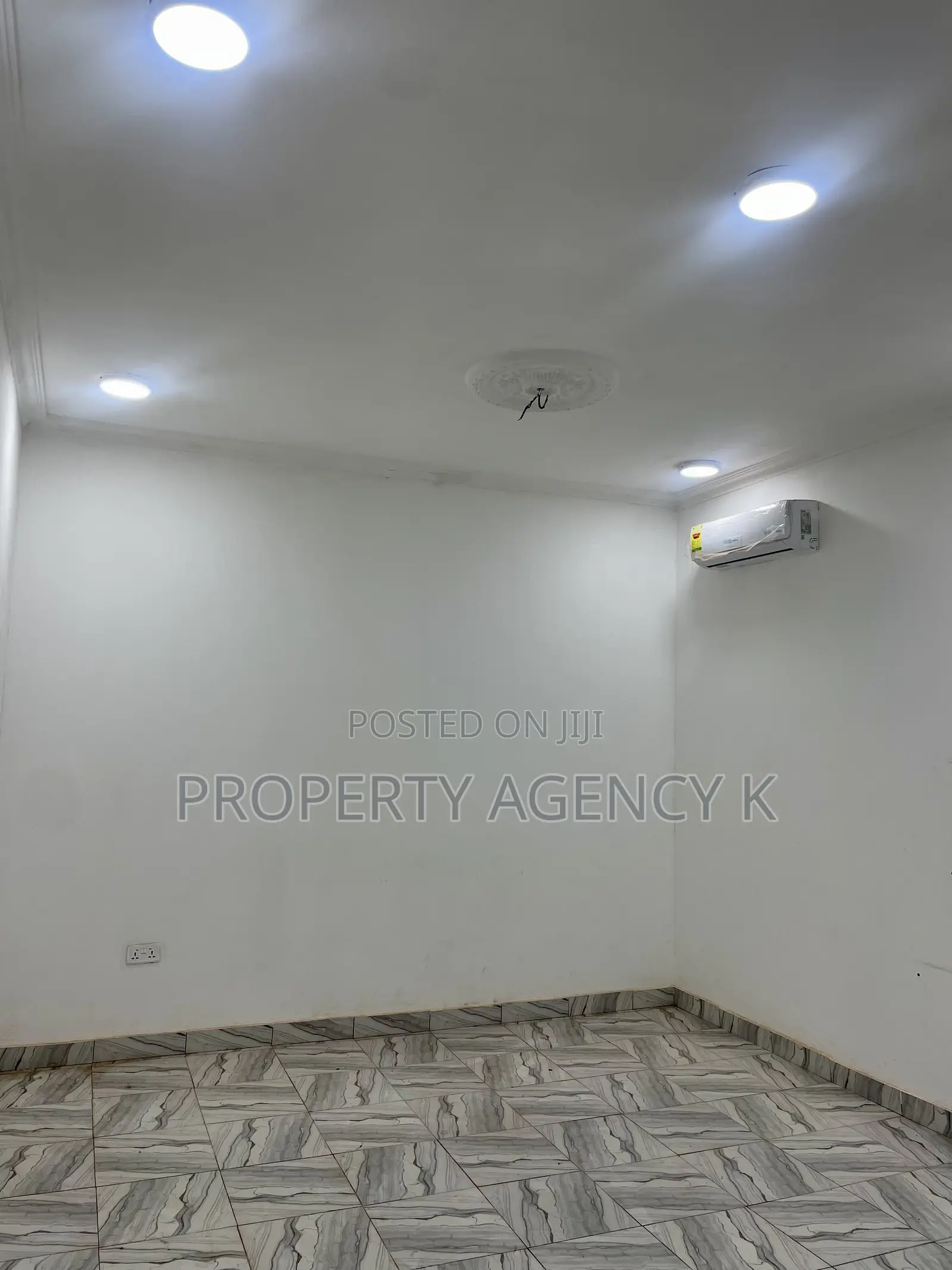 1bdrm Apartment in J Apartments Complex, Old Barrier for rent