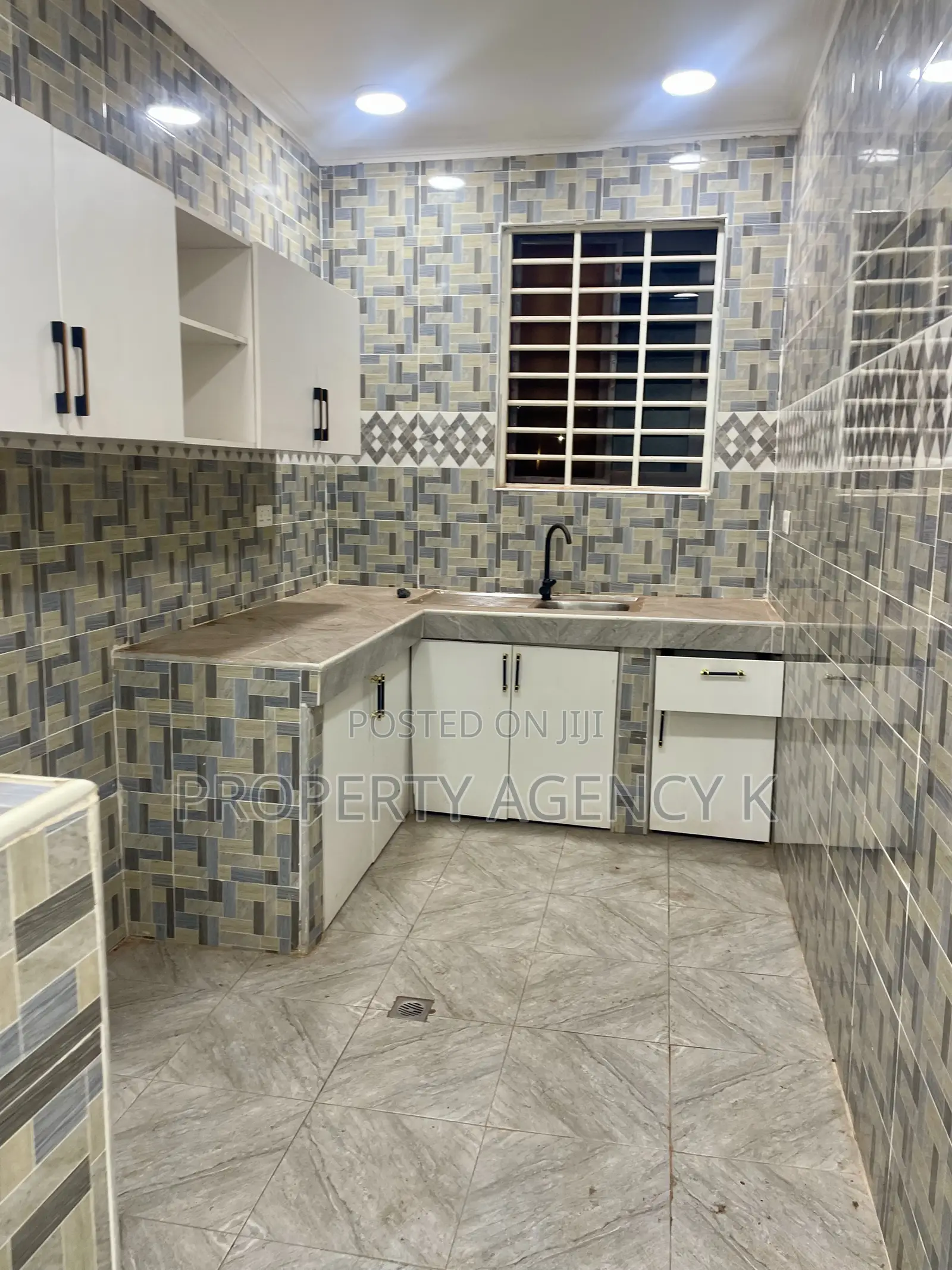1bdrm Apartment in J Apartments Complex, Old Barrier for rent