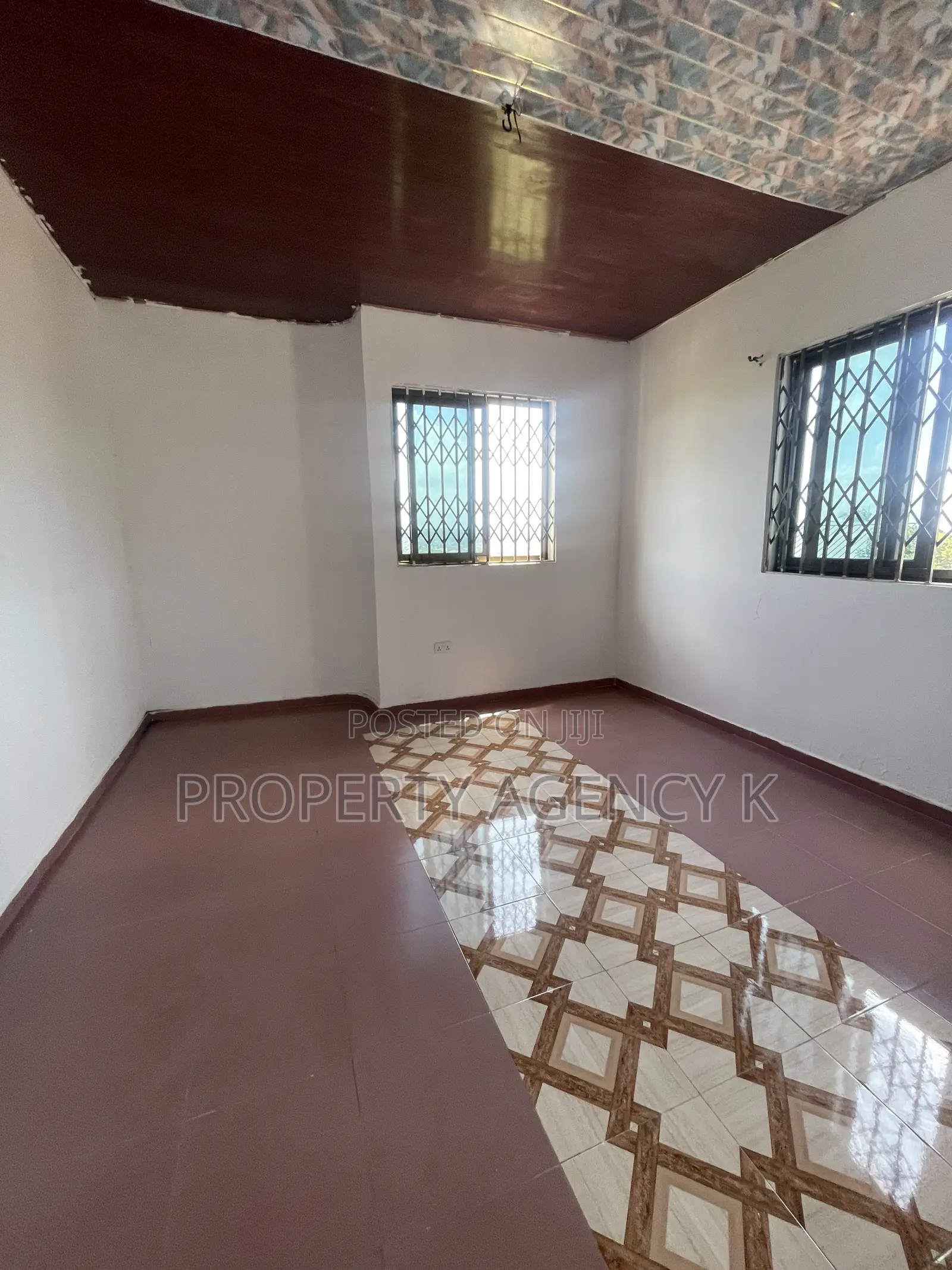 1bdrm Apartment in J Apts, West Hills Mall Area for rent