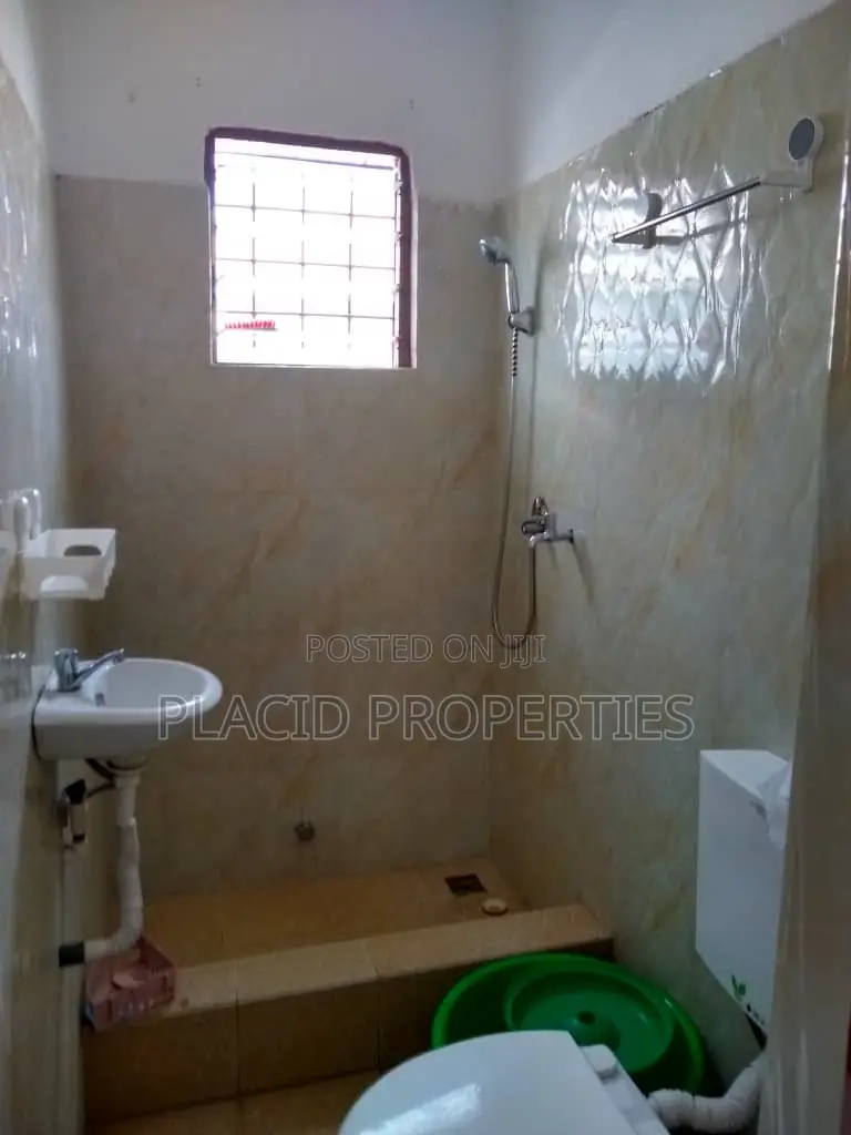 1bdrm Apartment in Adenta Sakora for rent