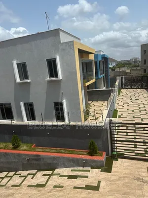 Furnished 4bdrm Townhouse / Terrace in Tseaddo for rent