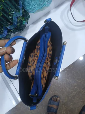Bold Classy Monalisa Handbag