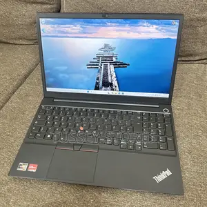 Laptop Lenovo ThinkPad E15 16GB AMD Ryzen 7 SSD 512GB