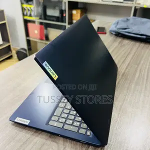 Laptop Lenovo IdeaPad 1 8GB AMD Ryzen 5 SSD 256GB
