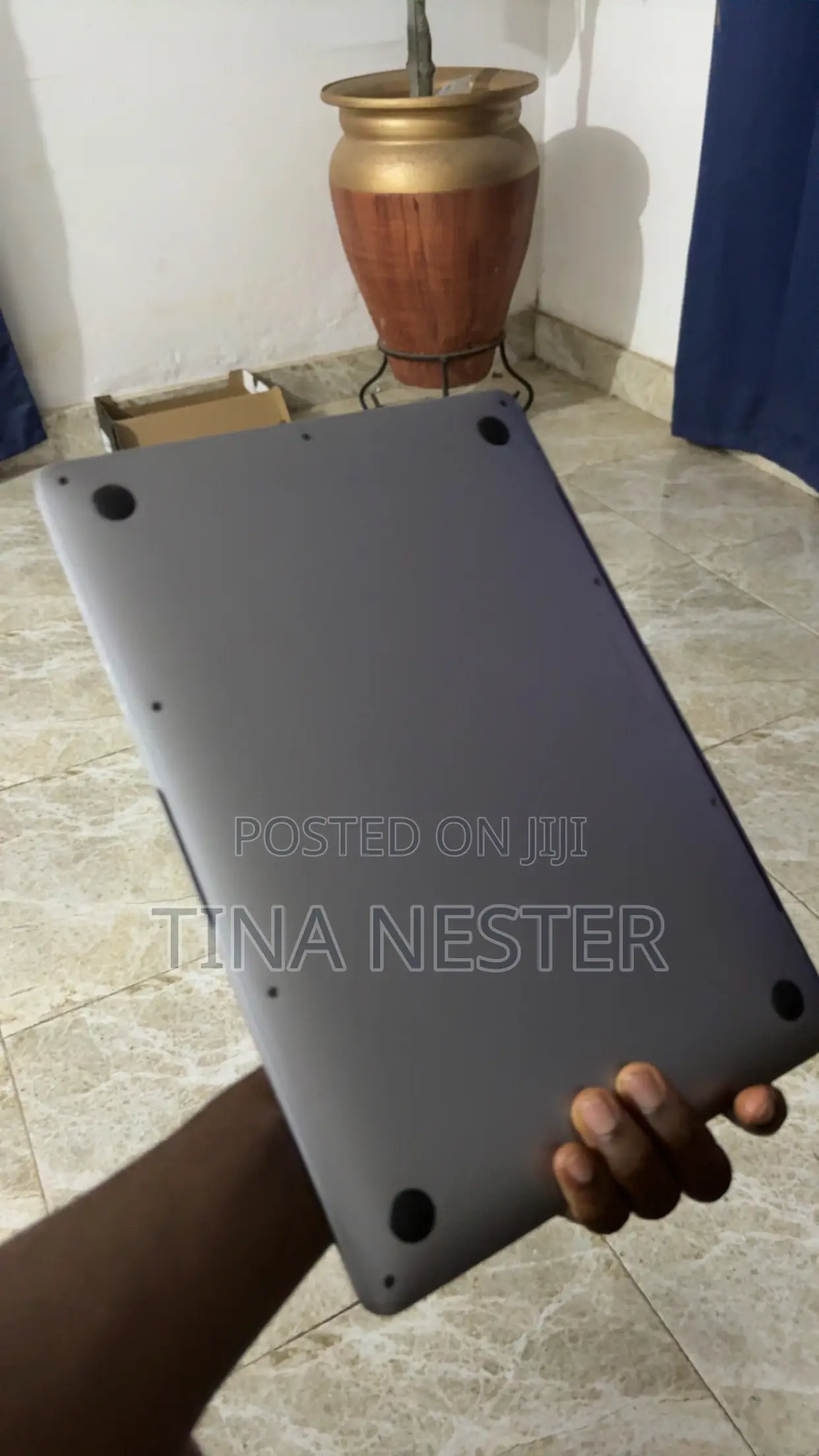 New Laptop Apple MacBook Air 2019 8GB Intel Core i7 SSD 256GB