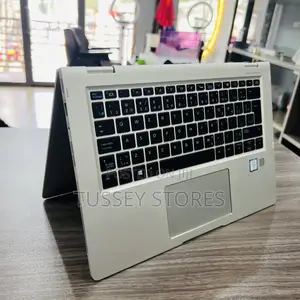 Laptop HP EliteBook 1030 8GB Intel Core i5 SSD 256GB
