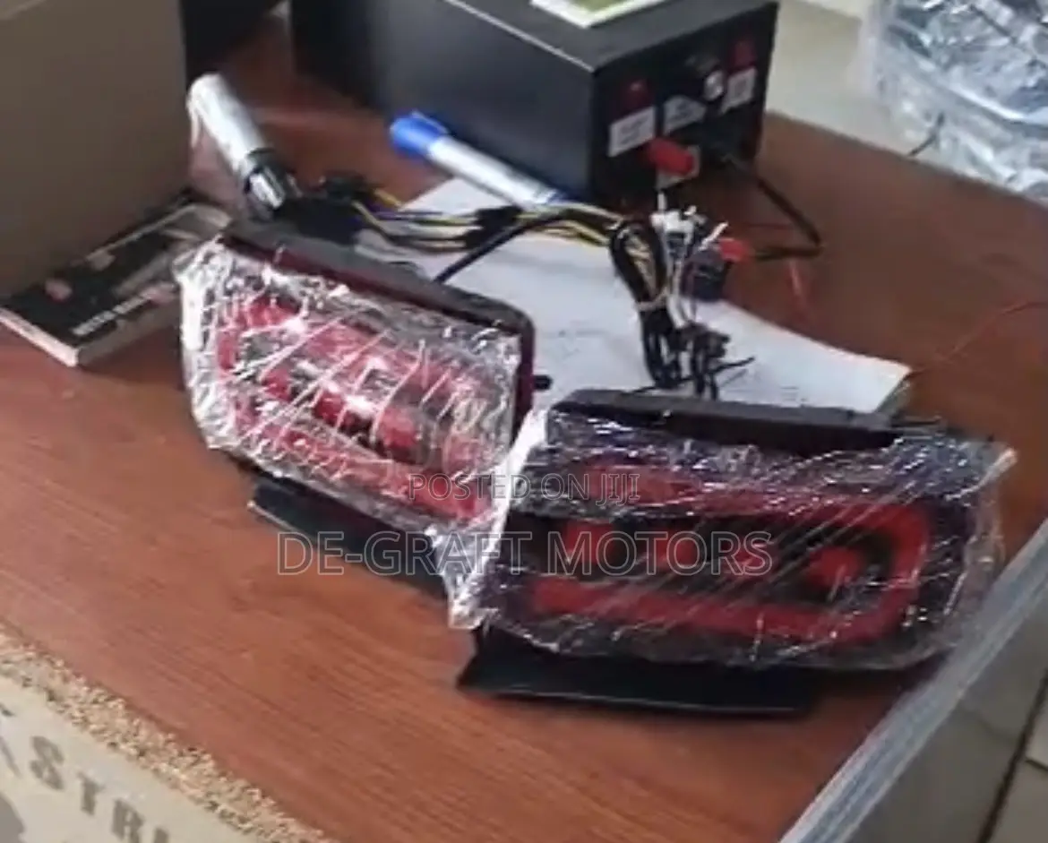 Fortuner 20 Back Bumper Reflector Led