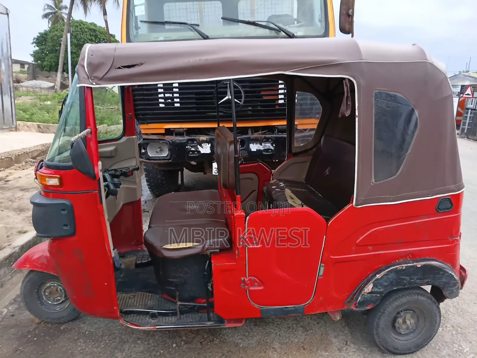 Bajaj Freedom 2025 Red