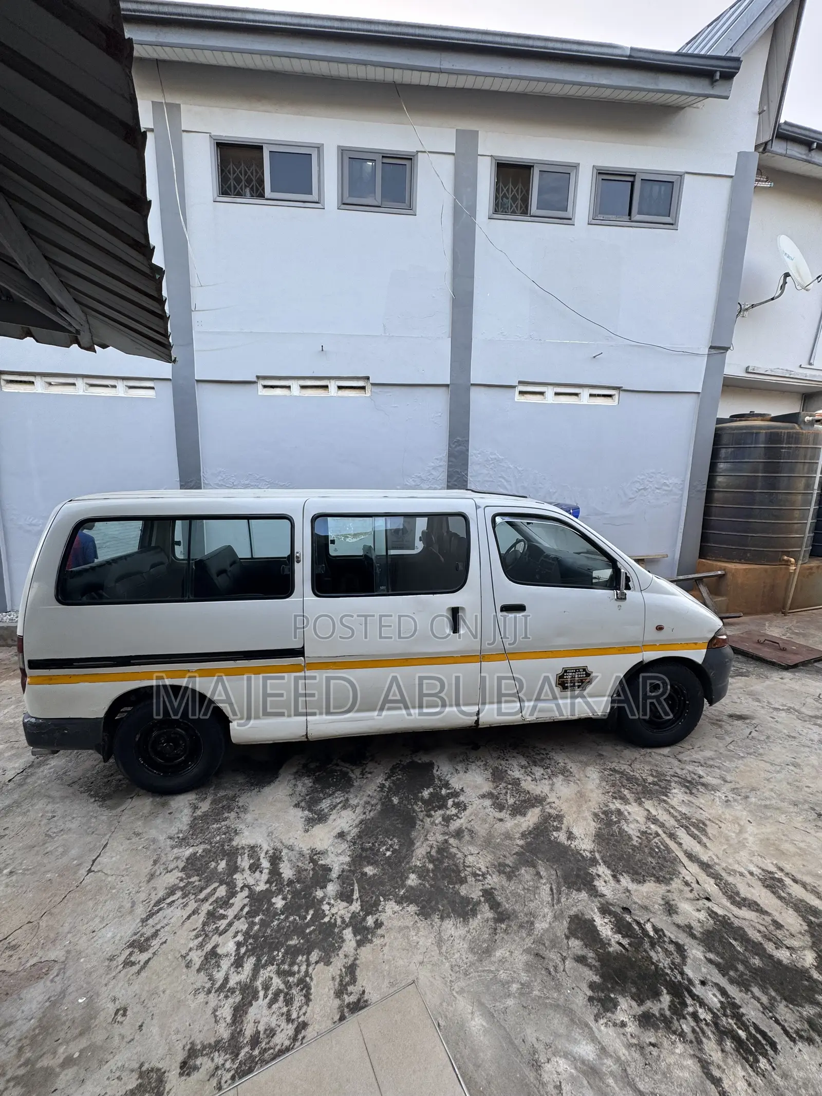 Toyota HiAce 2012 White