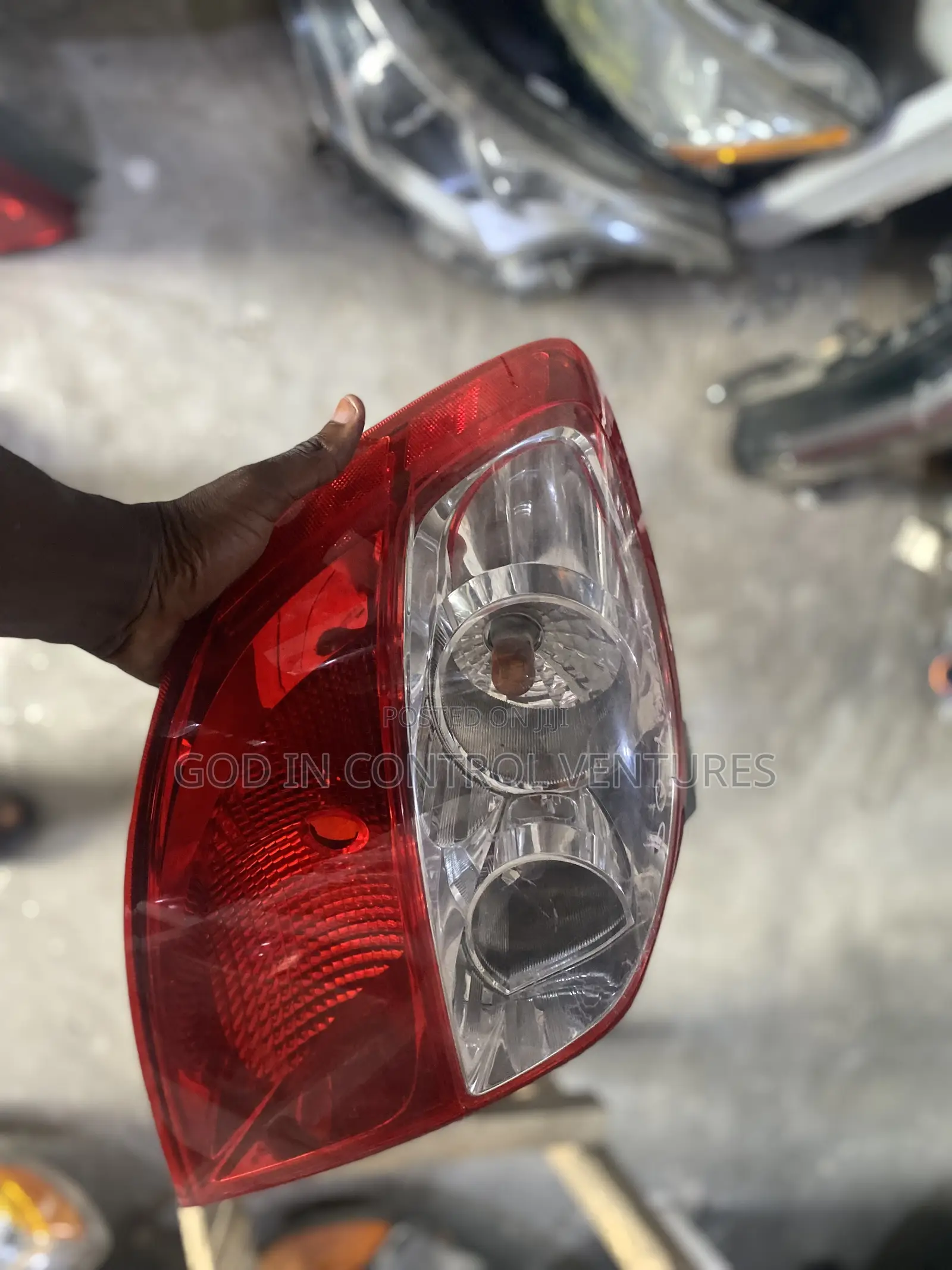 Toyota Matrix 2009- 2015 Tail Light Pair