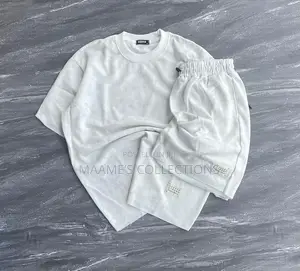 Men’S Textured Two-Piece Waffle Top and Down Shorts