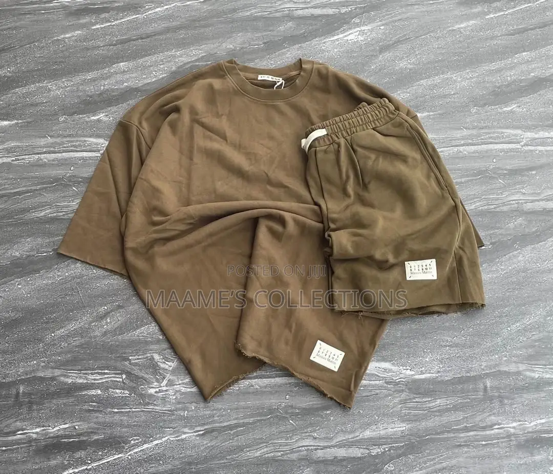 Men’S Textured Two-Piece Waffle Top and Down Shorts