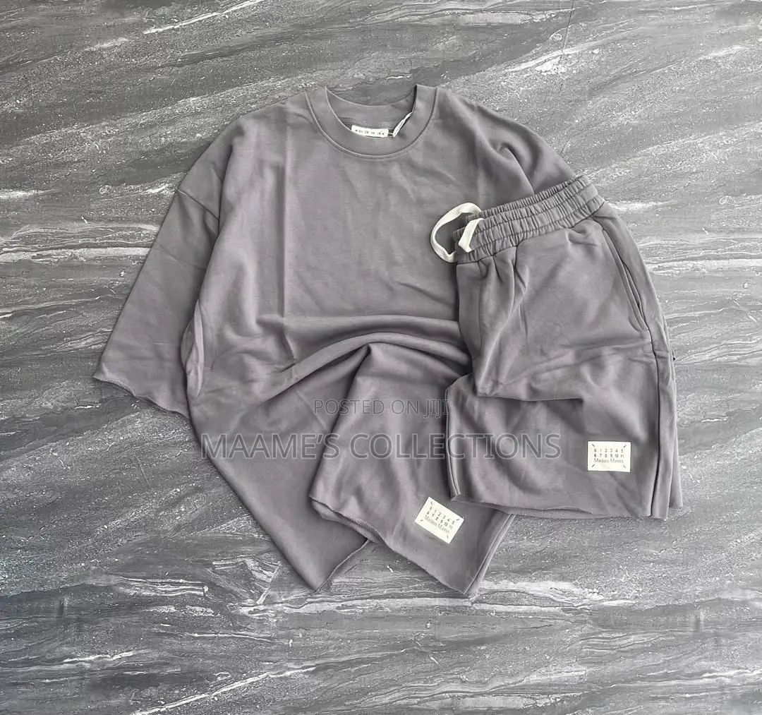 Men’S Textured Two-Piece Waffle Top and Down Shorts