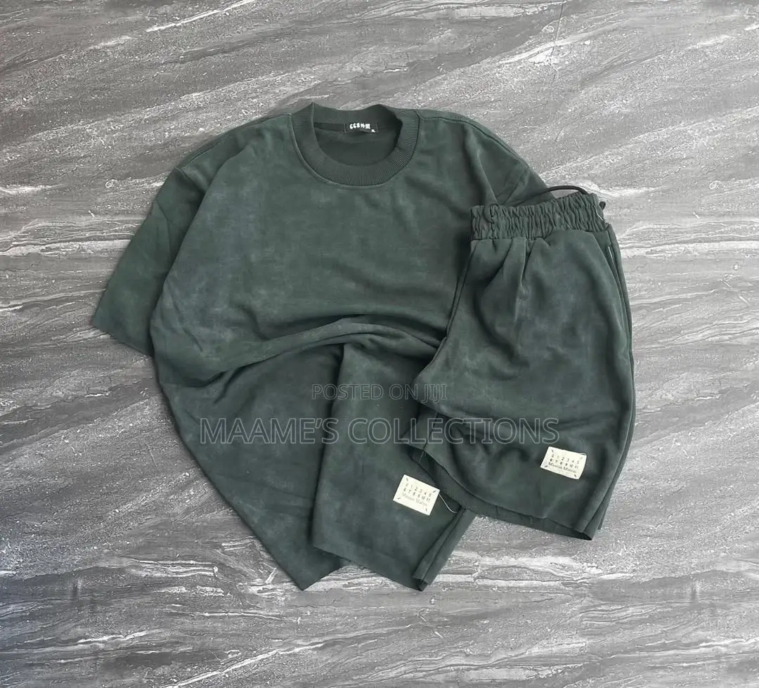Men’S Textured Two-Piece Waffle Top and Down Shorts