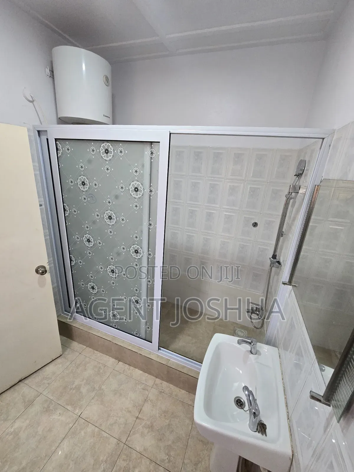 4bdrm House in Manet Court Estate for rent
