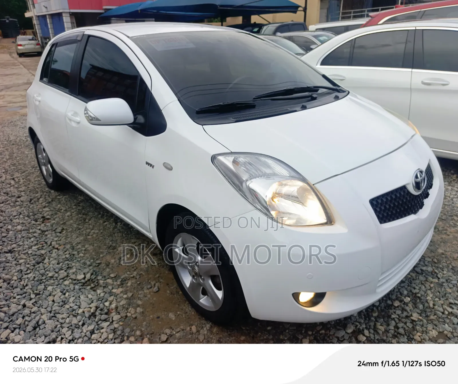 Toyota Yaris Base Hatchback 5dr 2010 White