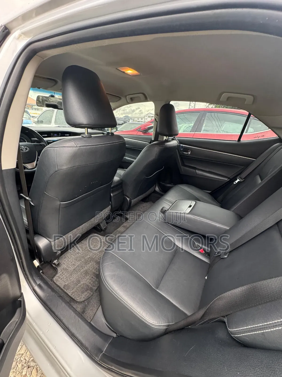 Toyota Corolla Altis 2015 Silver