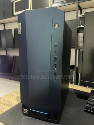 Desktop Computer Lenovo 32GB AMD Ryzen 7 SSD 512GB