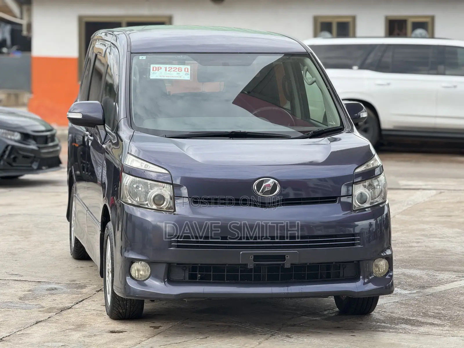 Toyota Voxy 2011 Blue
