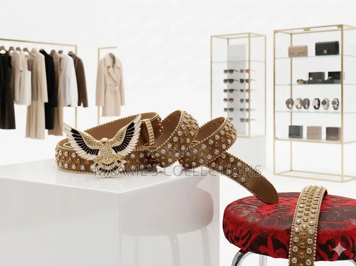 Studded Rhinestone Belt / Fashion Belt With a Western-Style Buckle