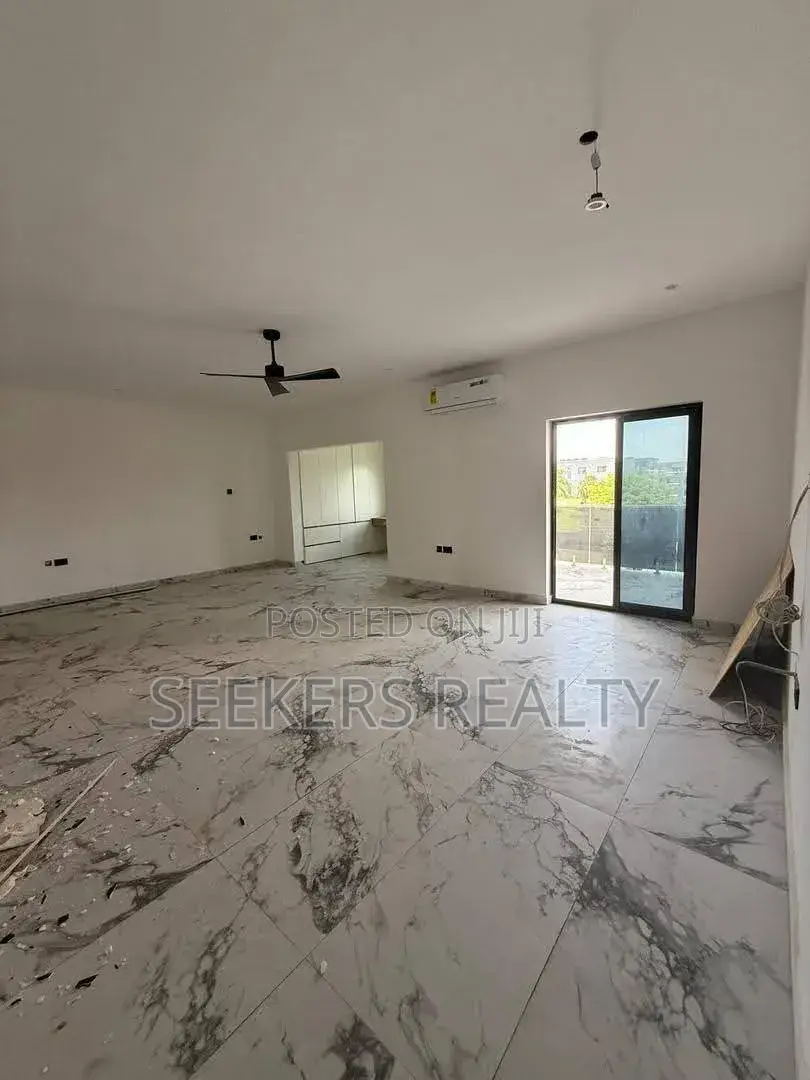 6bdrm House in Seekers Realty, American House for rent