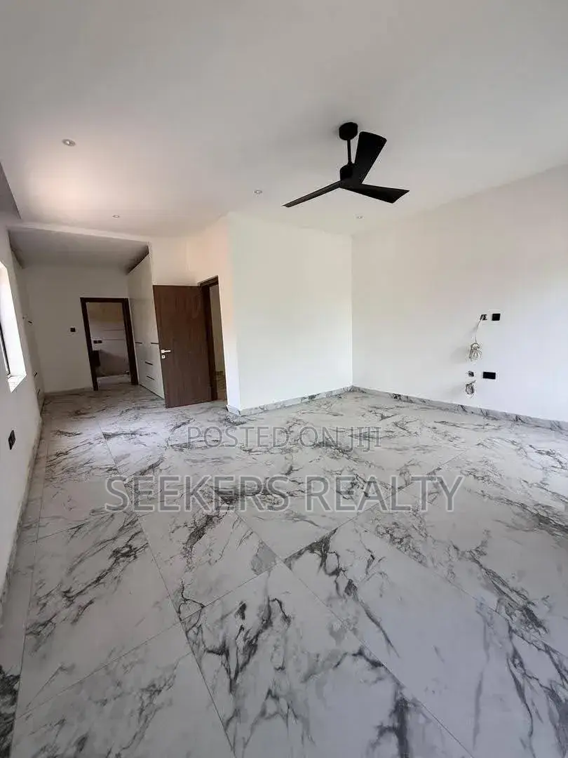 6bdrm House in Seekers Realty, American House for rent
