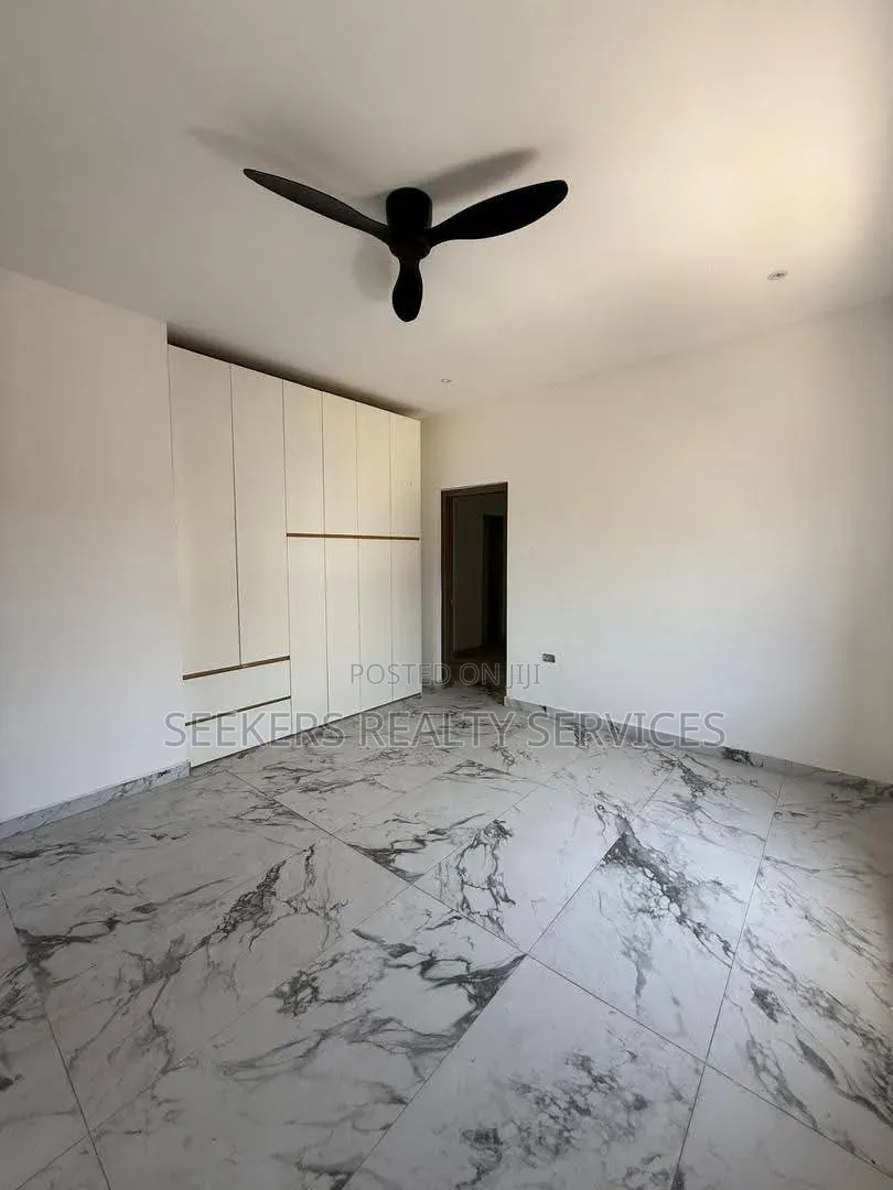 6bdrm House in Seekers Realty, American House for rent