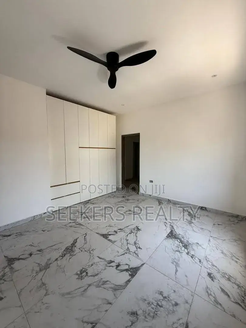 6bdrm House in Seekers Realty, American House for rent