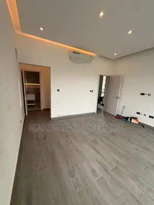 4bdrm House in Dzorwulu for sale