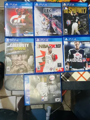 Ps4 Games Very Neat and Clean Includes Star Wars,C.O.D W/2,Gran T.