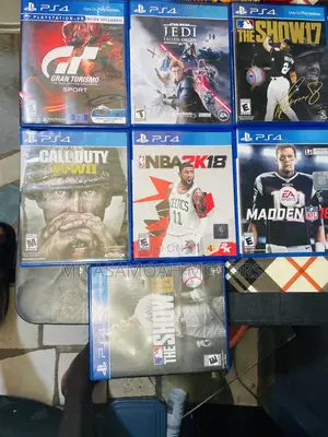 Ps4 Games Very Neat and Clean Includes Star Wars,C.O.D W/2,Gran T.