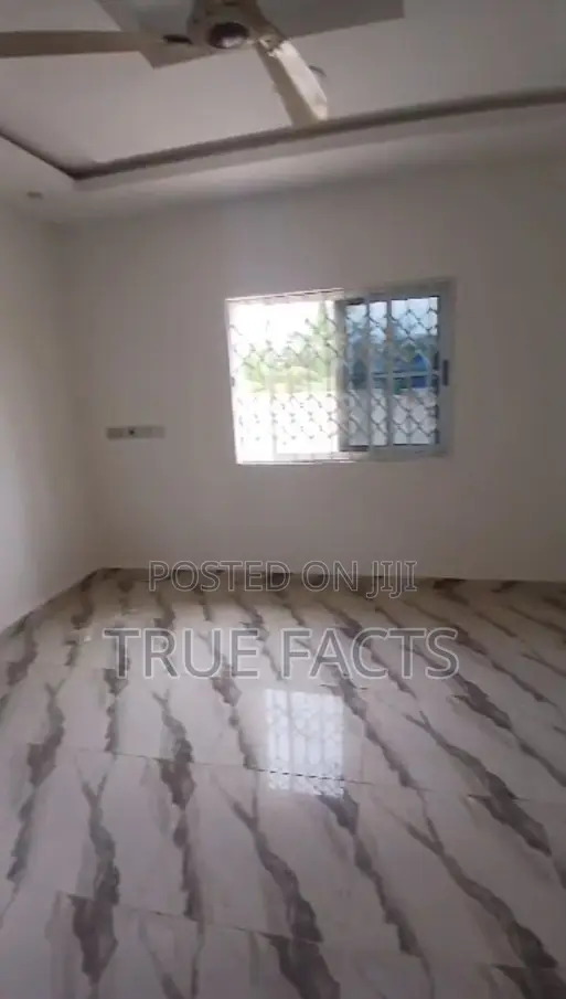 Furnished 3bdrm Apartment in Dvla Kuntuse, Amasaman for rent