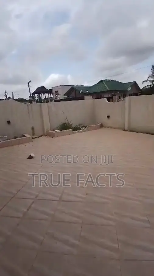 Furnished 3bdrm Apartment in Dvla Kuntuse, Amasaman for rent