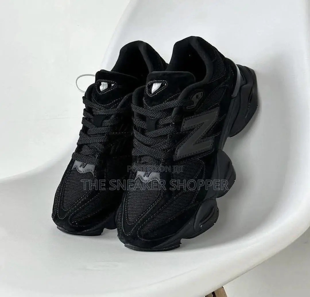 Newbalance 9060 Black Cat Sneaker