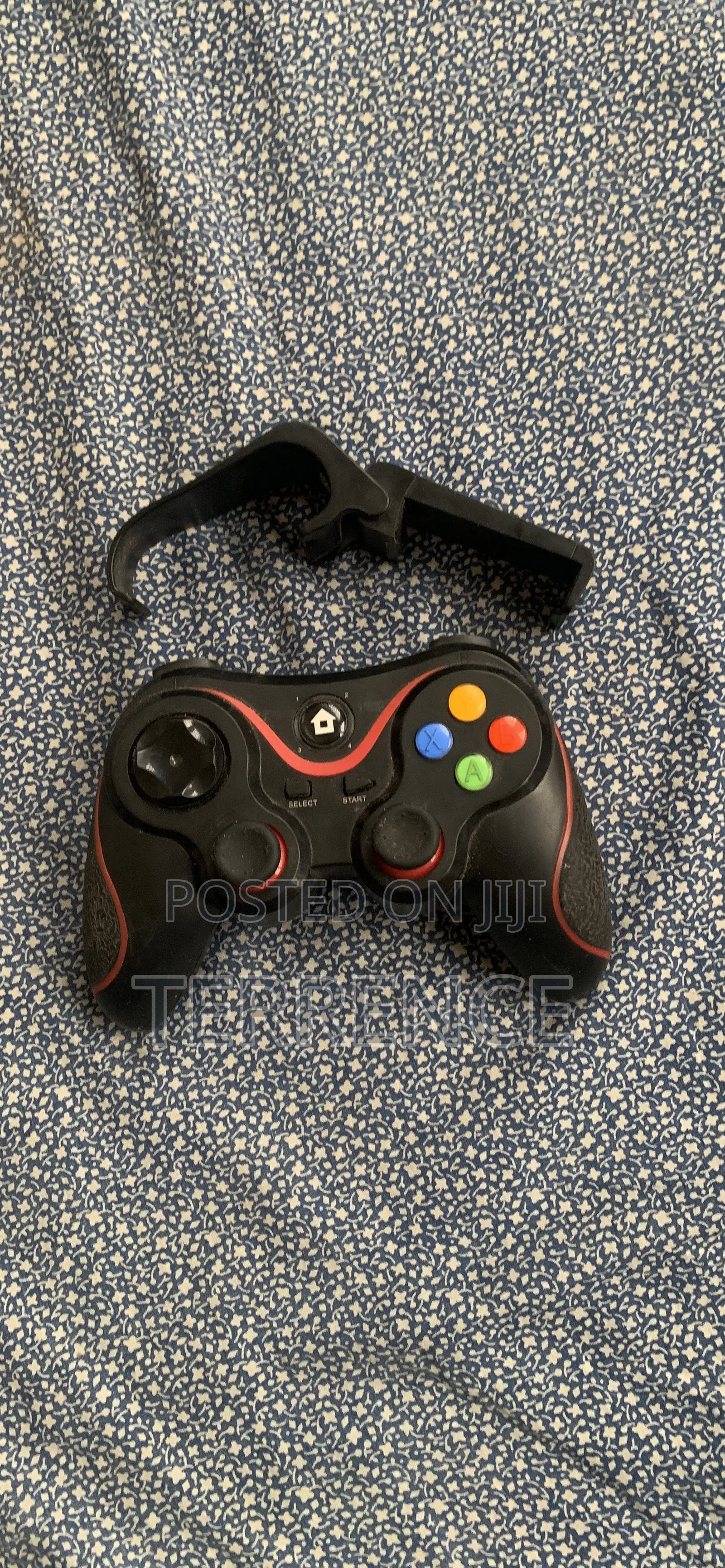 V13 Wireless Controller