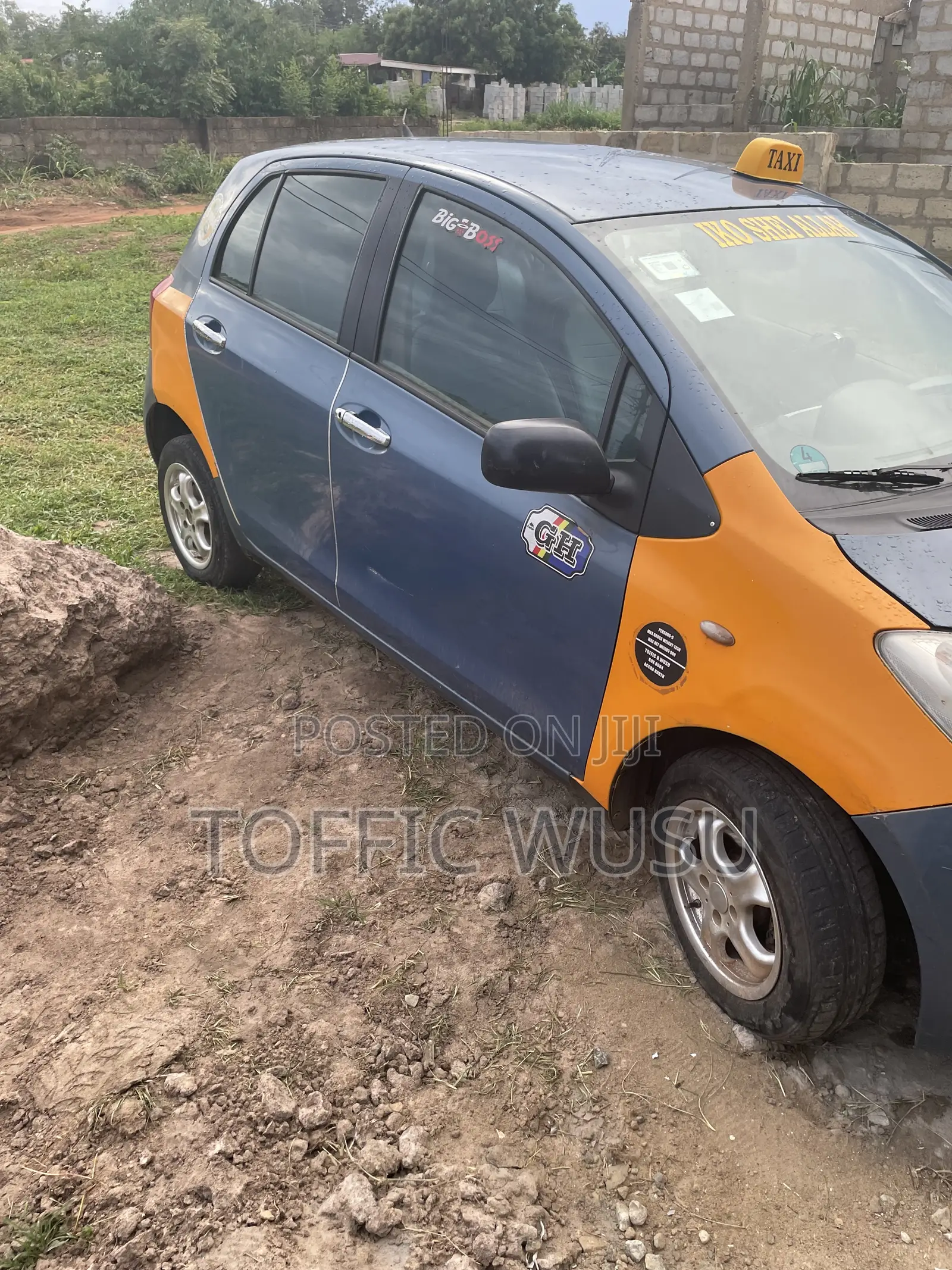 Toyota Yaris Base Hatchback 3dr 2010 Blue