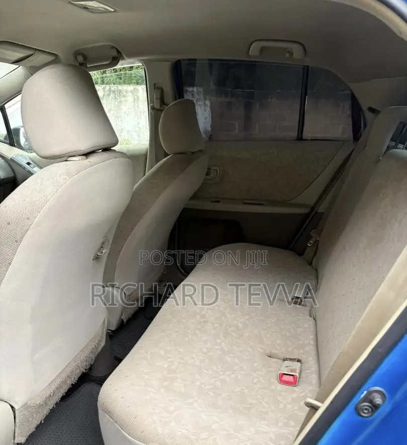 Toyota Vitz 1.3 AWD 5dr 2010 Blue
