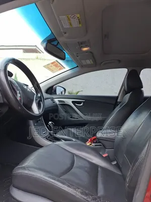 Hyundai Elantra Limited 4dr Sedan (1.8L 4cyl 6A) 2015 Red