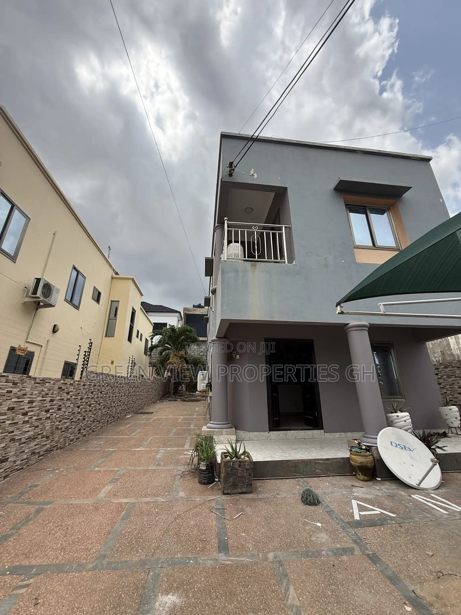 3bdrm Duplex in Kwabenya for rent
