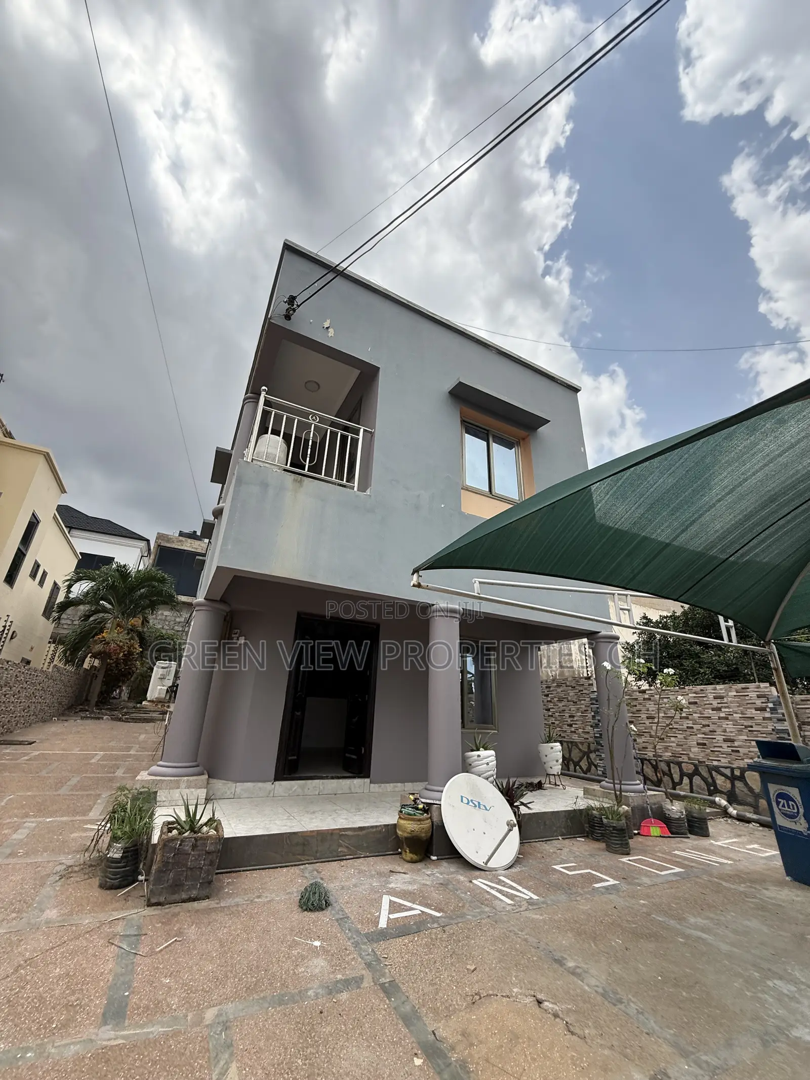 3bdrm Duplex in Kwabenya for rent